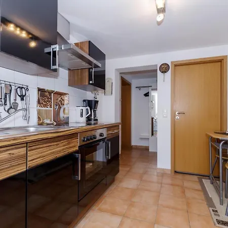 Apartment Ferienwohnung-ostseetraum Kuehlungsborn